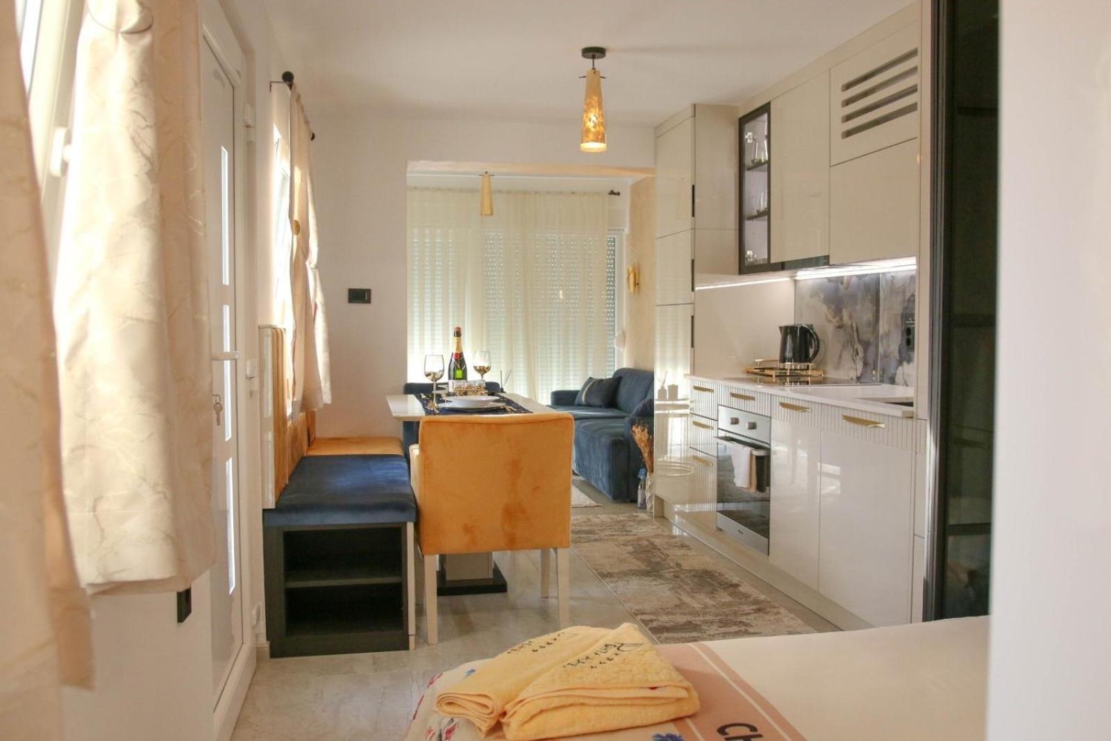 Porta Aurea Nasice Appartement Buitenkant foto